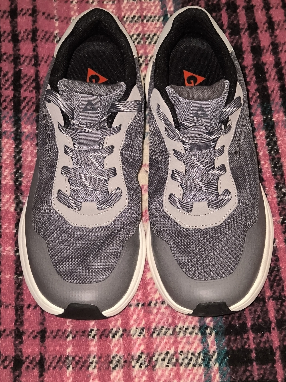 Gerry Men's Size 9 Athletic Shoes